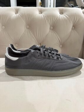 ADIDAS Samba Decon Size 8 *NWT*